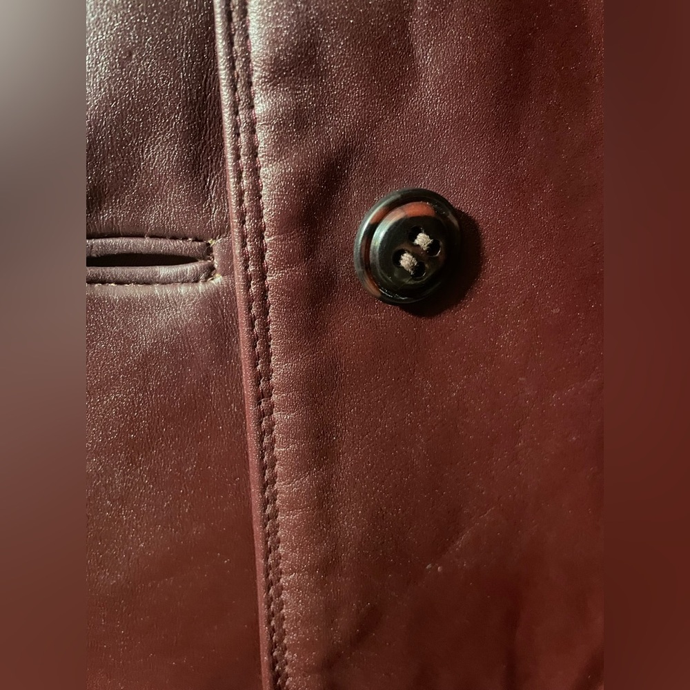 Women’s Etienne Aigner vintage genuine leather, full length jacket. - Picture 10 of 11